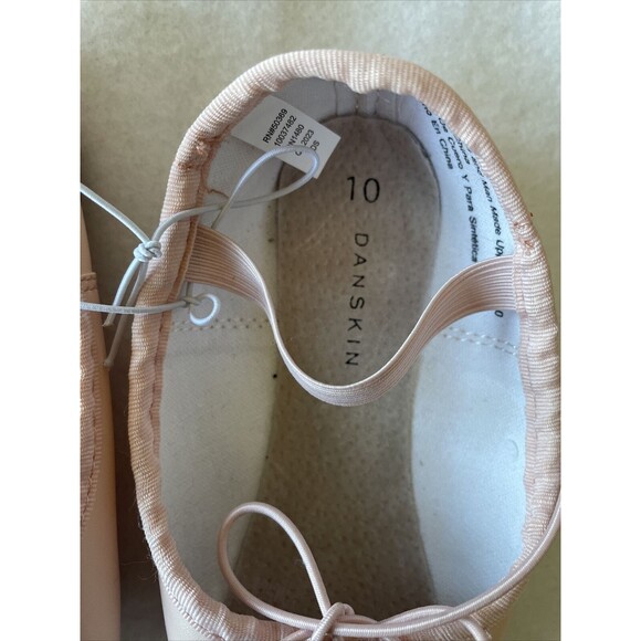 Danskin Pink Ballet Shoe/Slippers NWT Sz 10 New - Picture 3 of 8